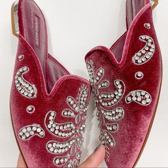 Antonio Melani Velvet Women's Oguna Beaded Mules - Picture 9 of 15